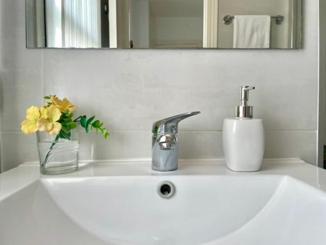 Gatu Premium Poniente, Junto La Playa De Valdelagrana 